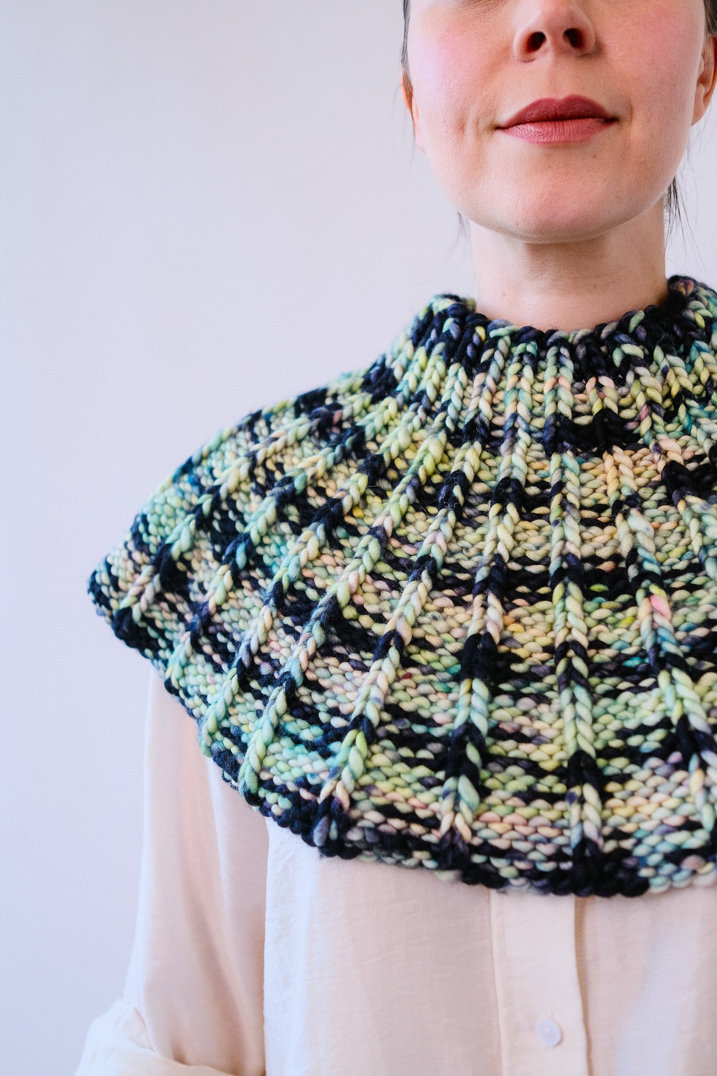 Franca Shoulder Cozy (F210)