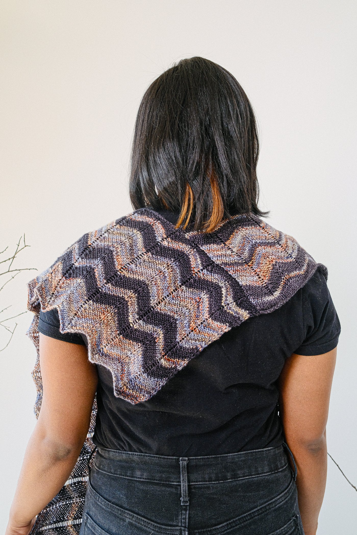 Lantern Light Shawl (2023JTB-7)