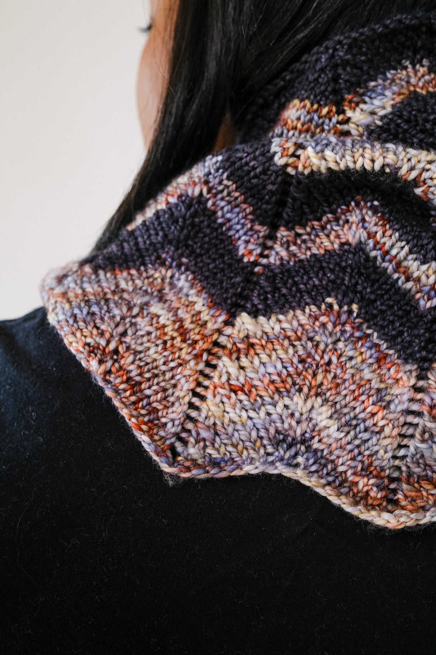 Lantern Light Shawl (2023JTB-7)