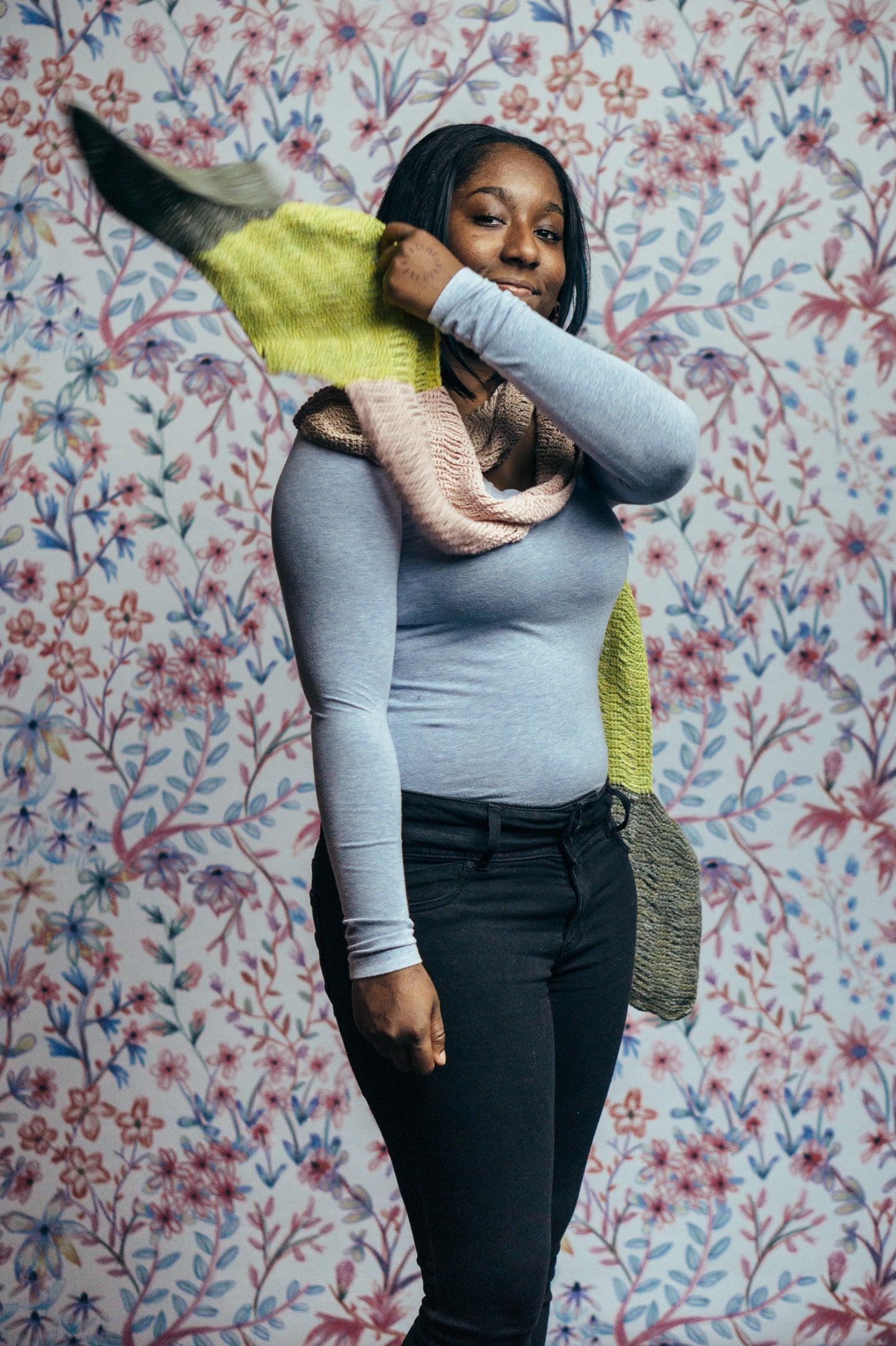 Ahora Scarf (2019E)