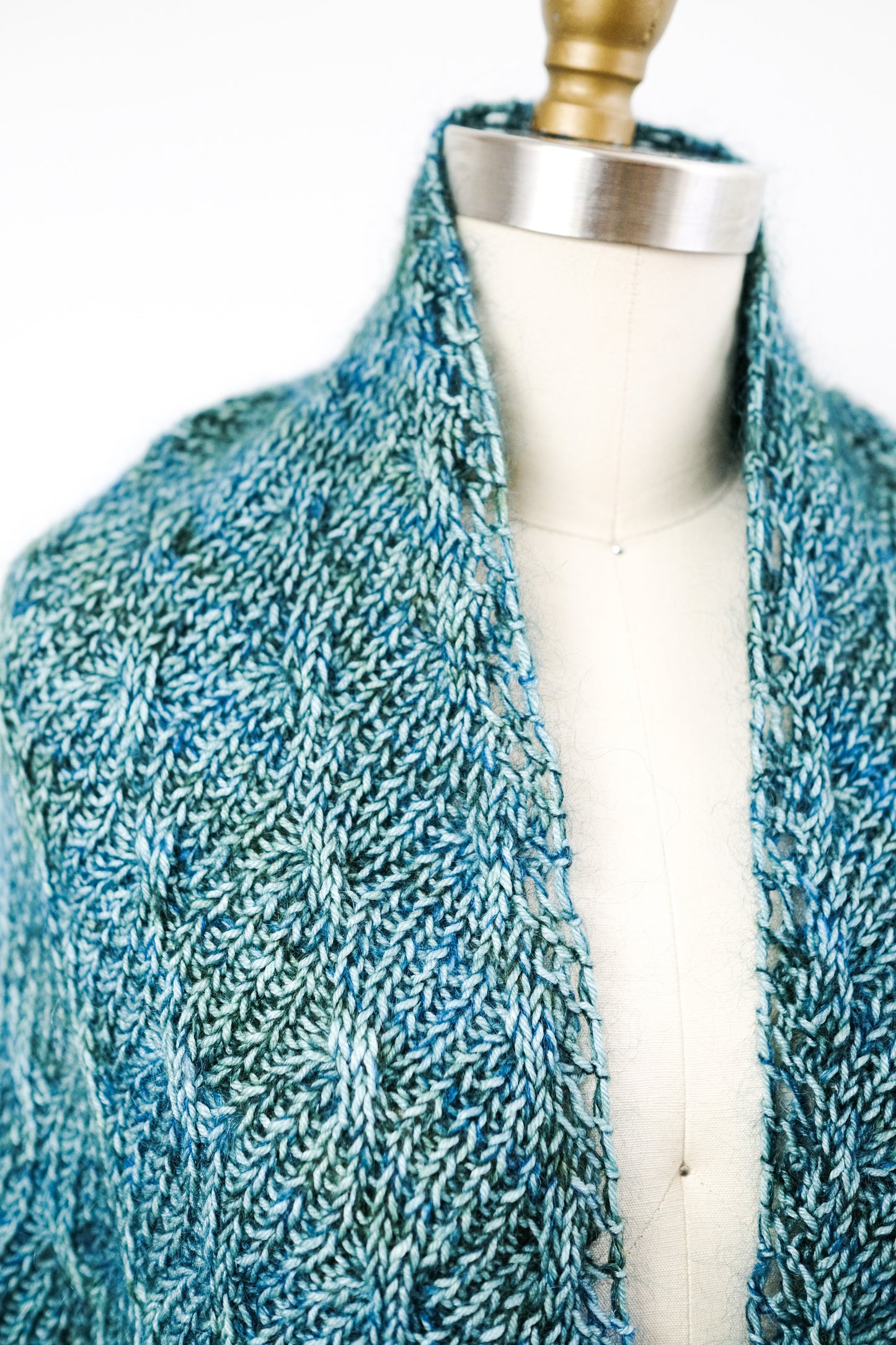 Elion Shawl (2021D)