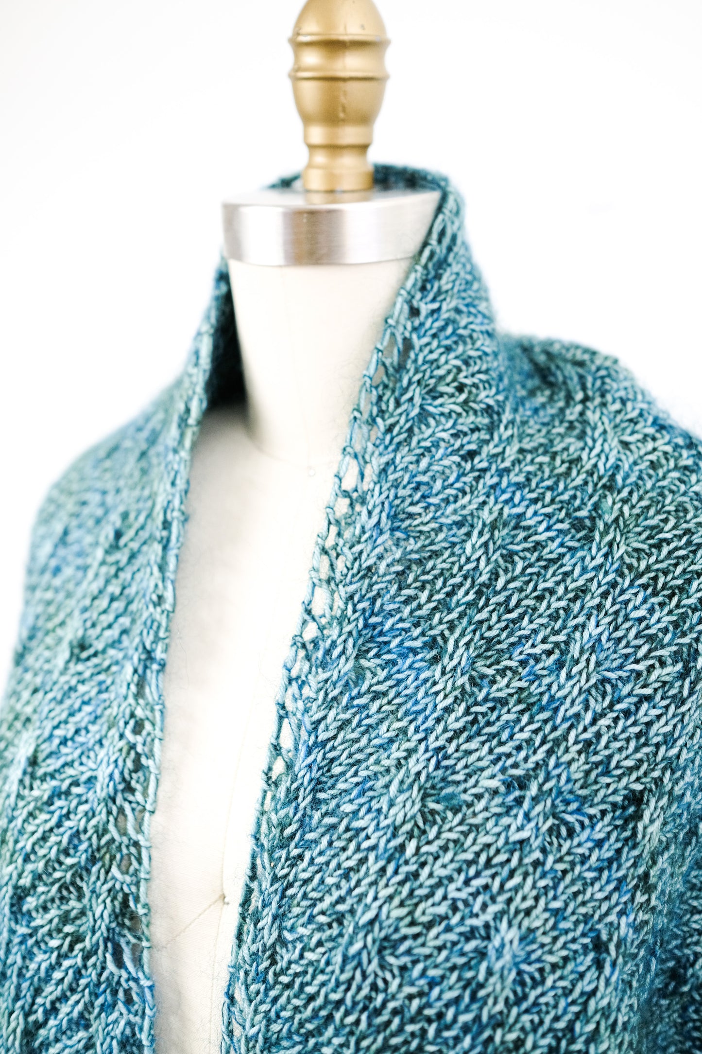 Elion Shawl (2021D)