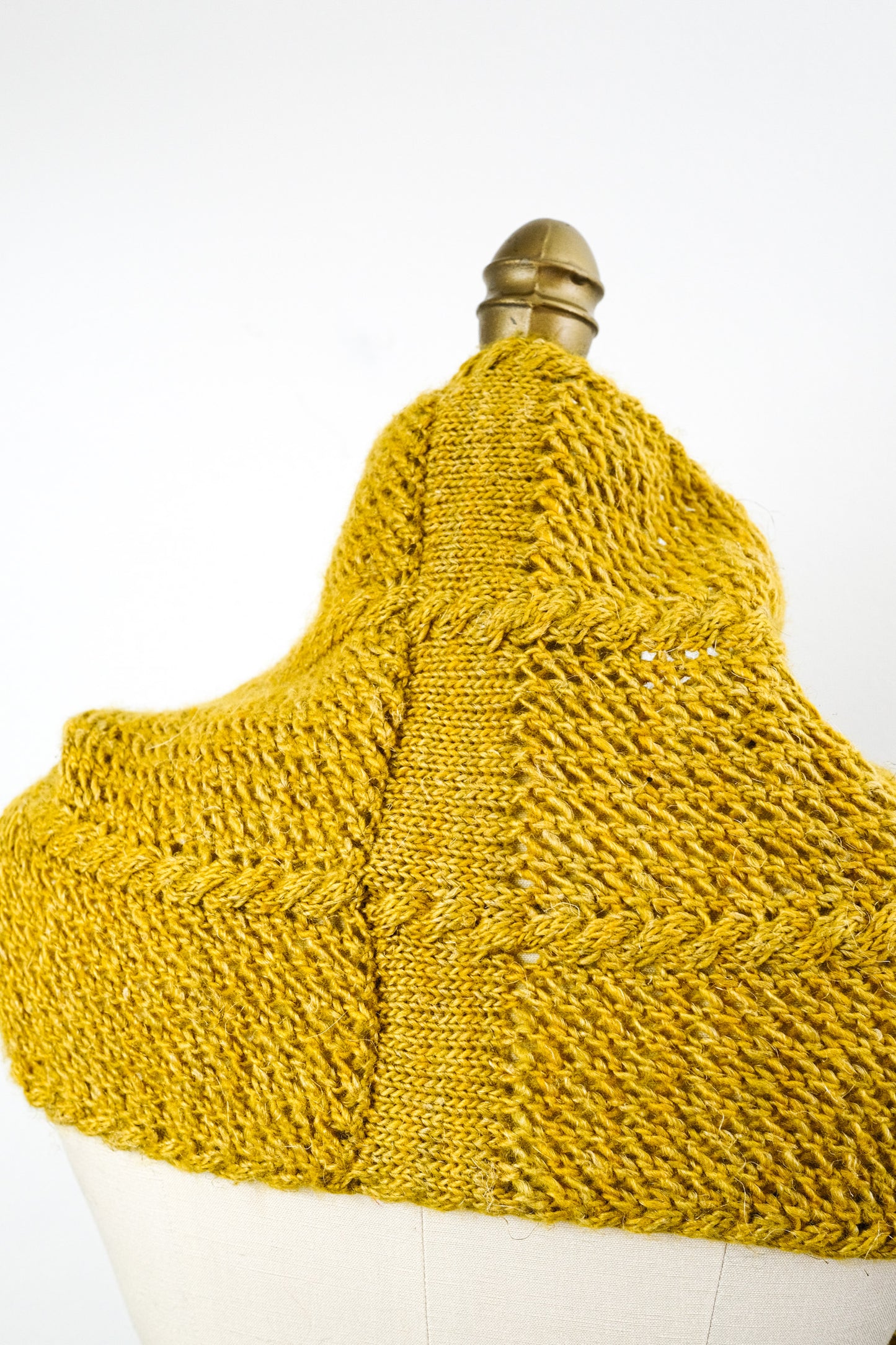 Yonath Cowl (2021E)