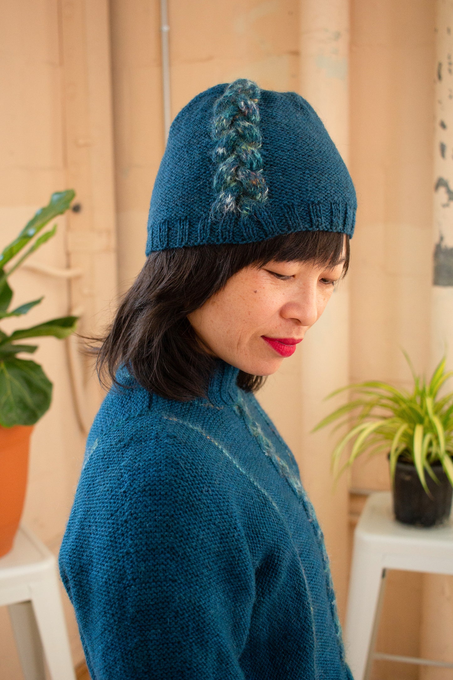 Shana Sweater + Hat (2021SE-4)