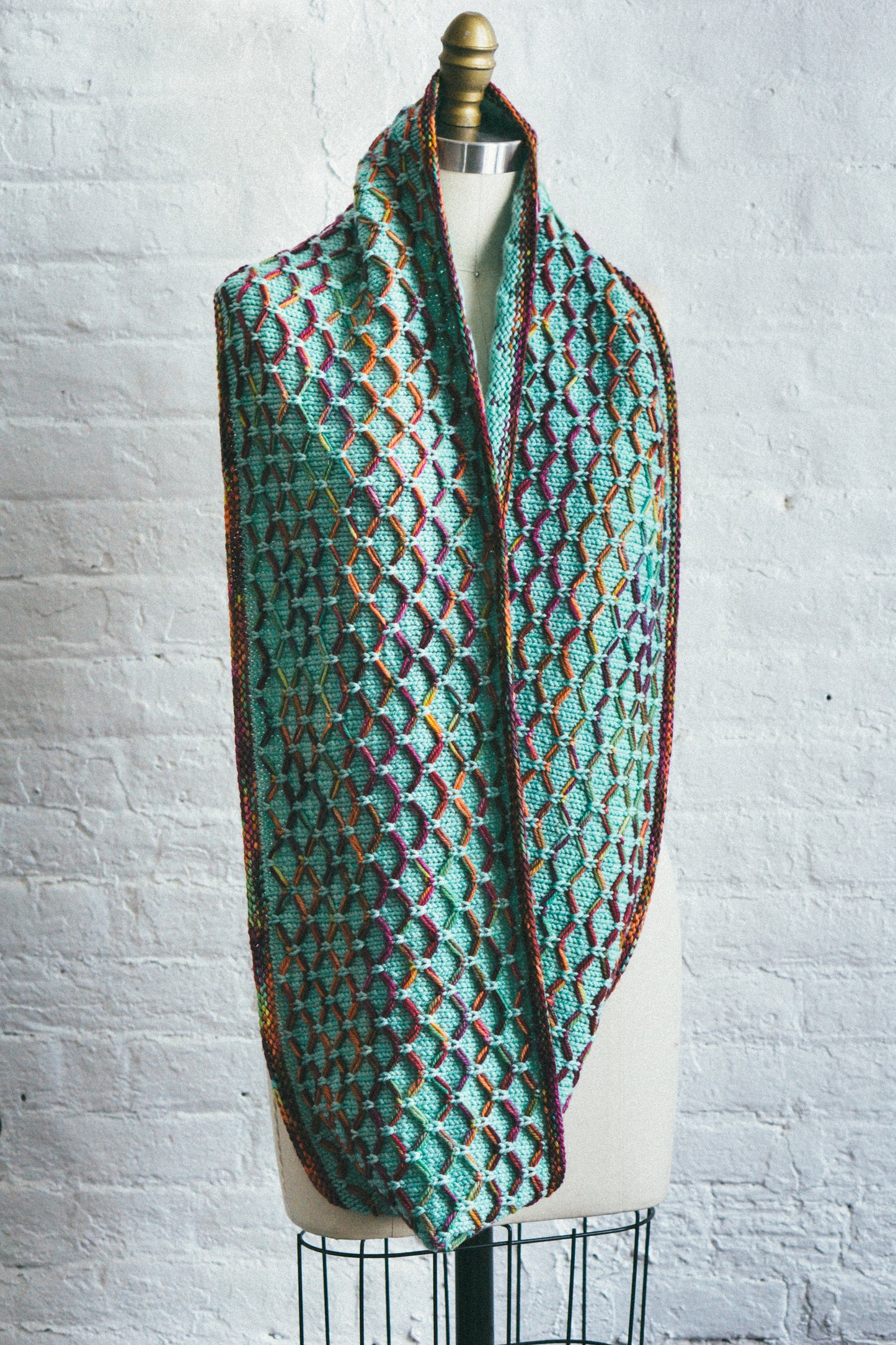 Glorious Cincuenta Cowl (F100)