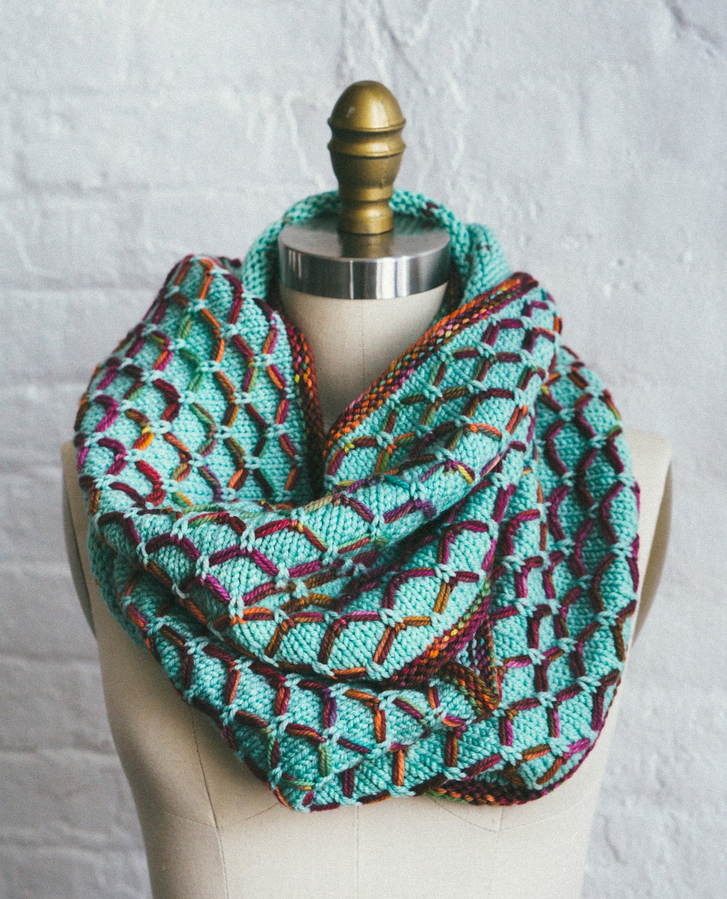 Glorious Cincuenta Cowl (F100)