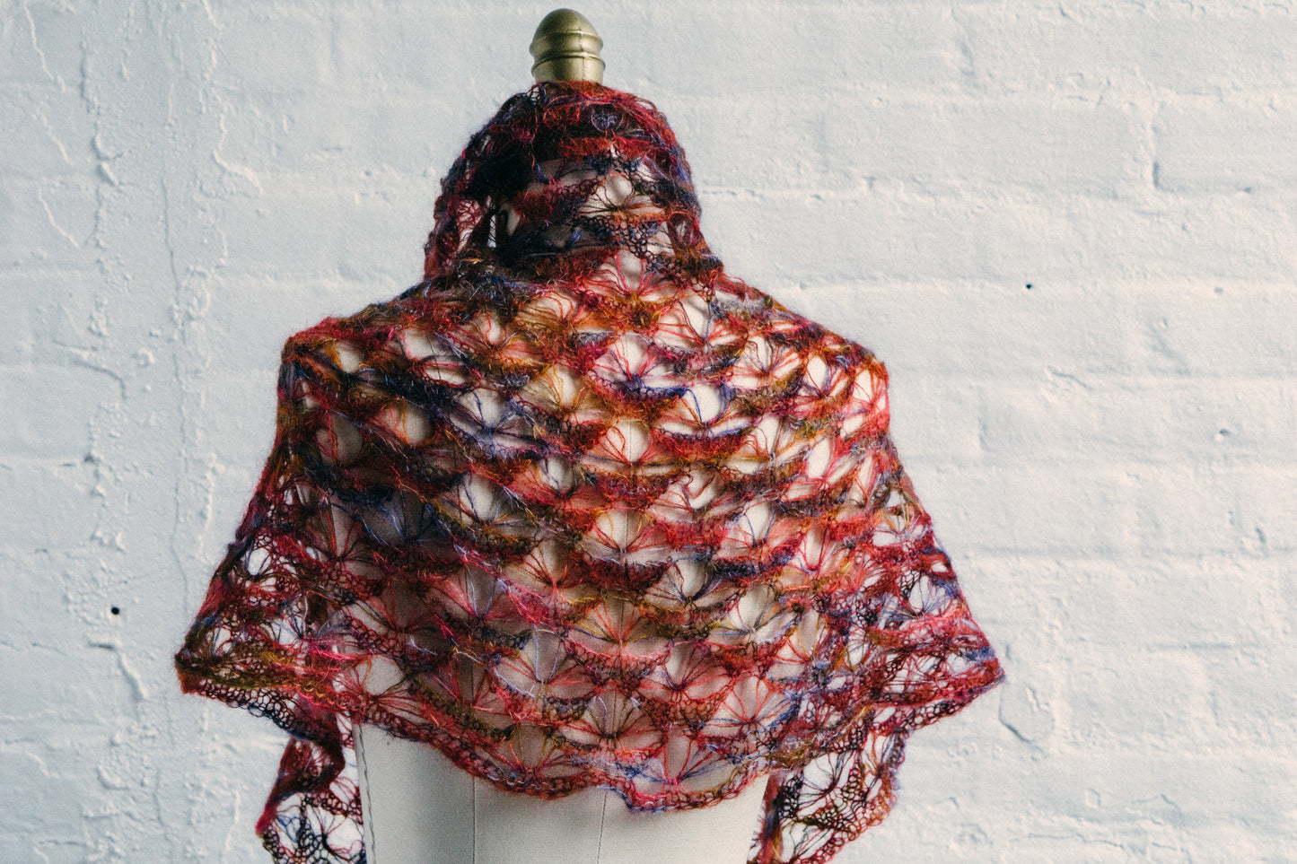 Evil Queen Shawl (F125)