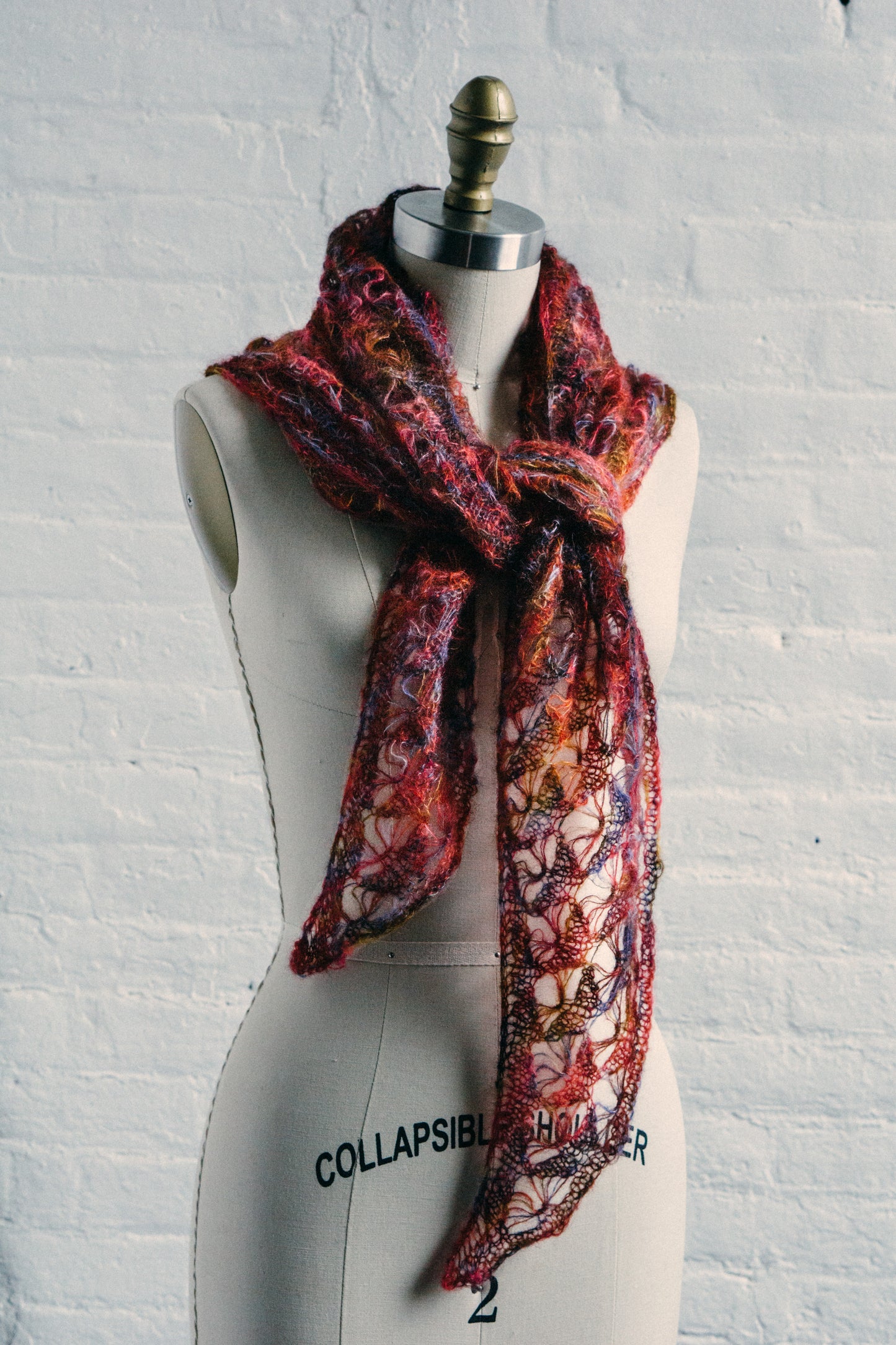 Evil Queen Shawl (F125)