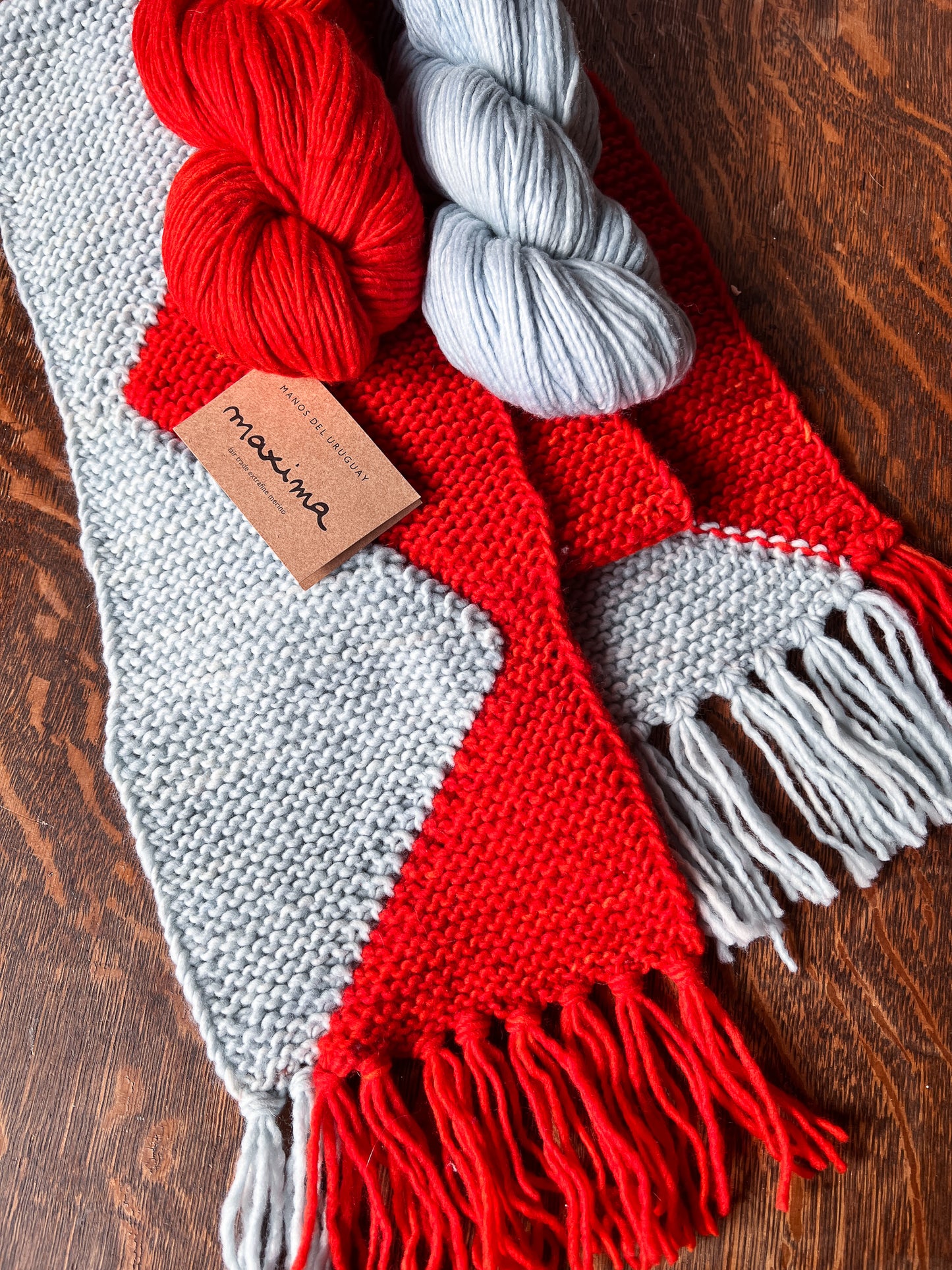 Sawtooth Scarf (F174)