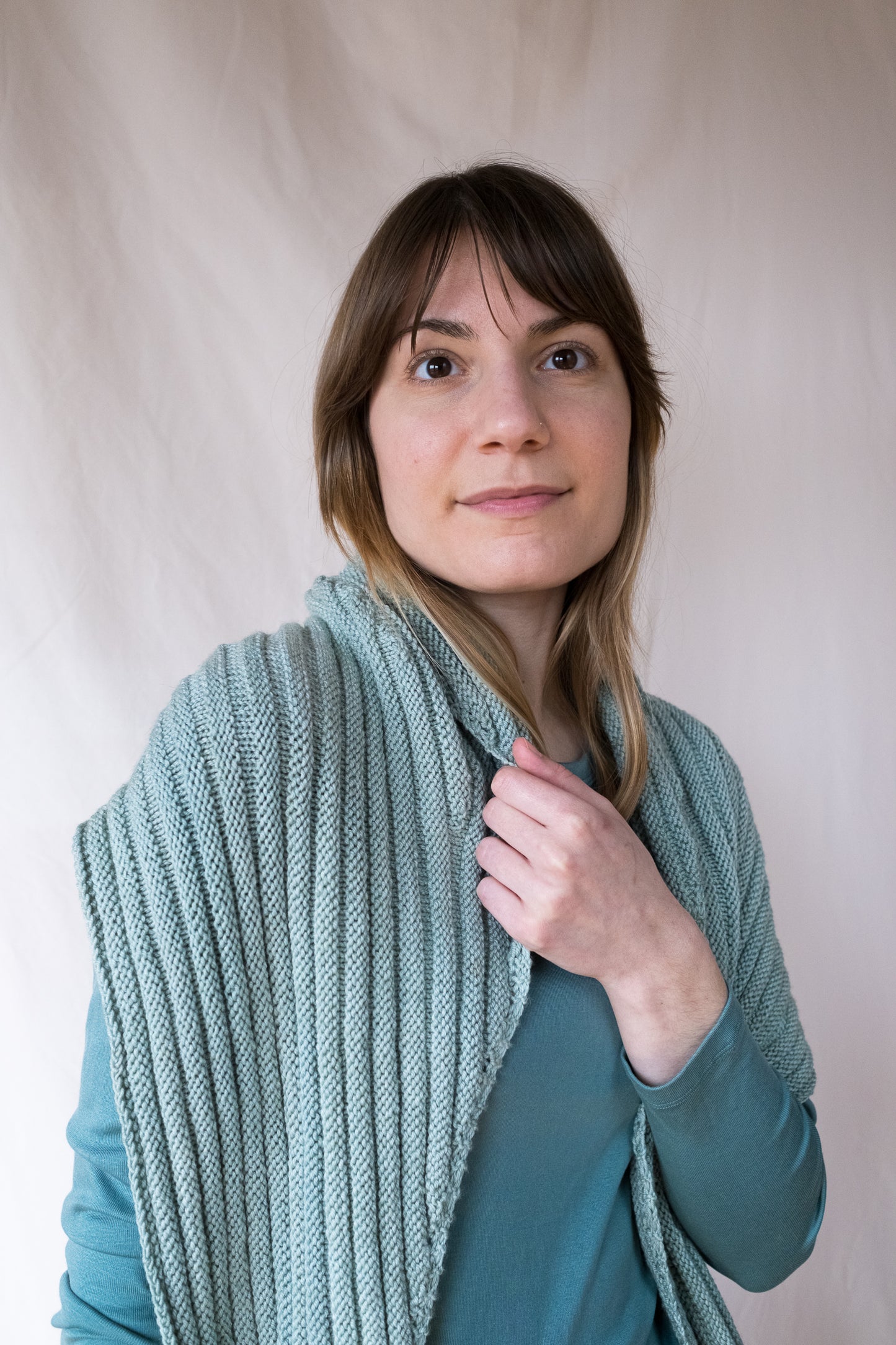Chalk Stripe Shawl - LYS Day 2022 (F180)