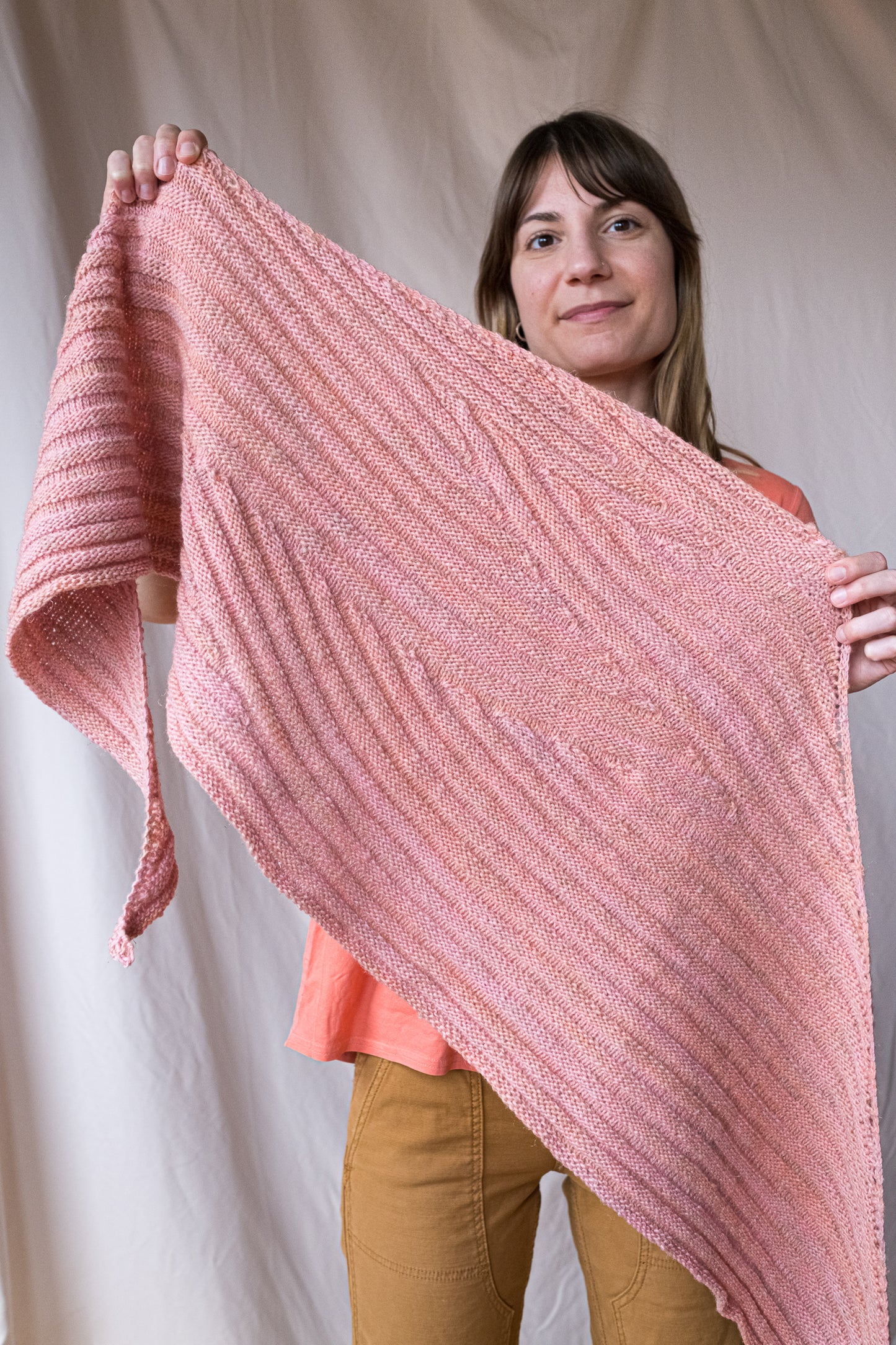 Chalk Stripe Shawl - LYS Day 2022 (F180)