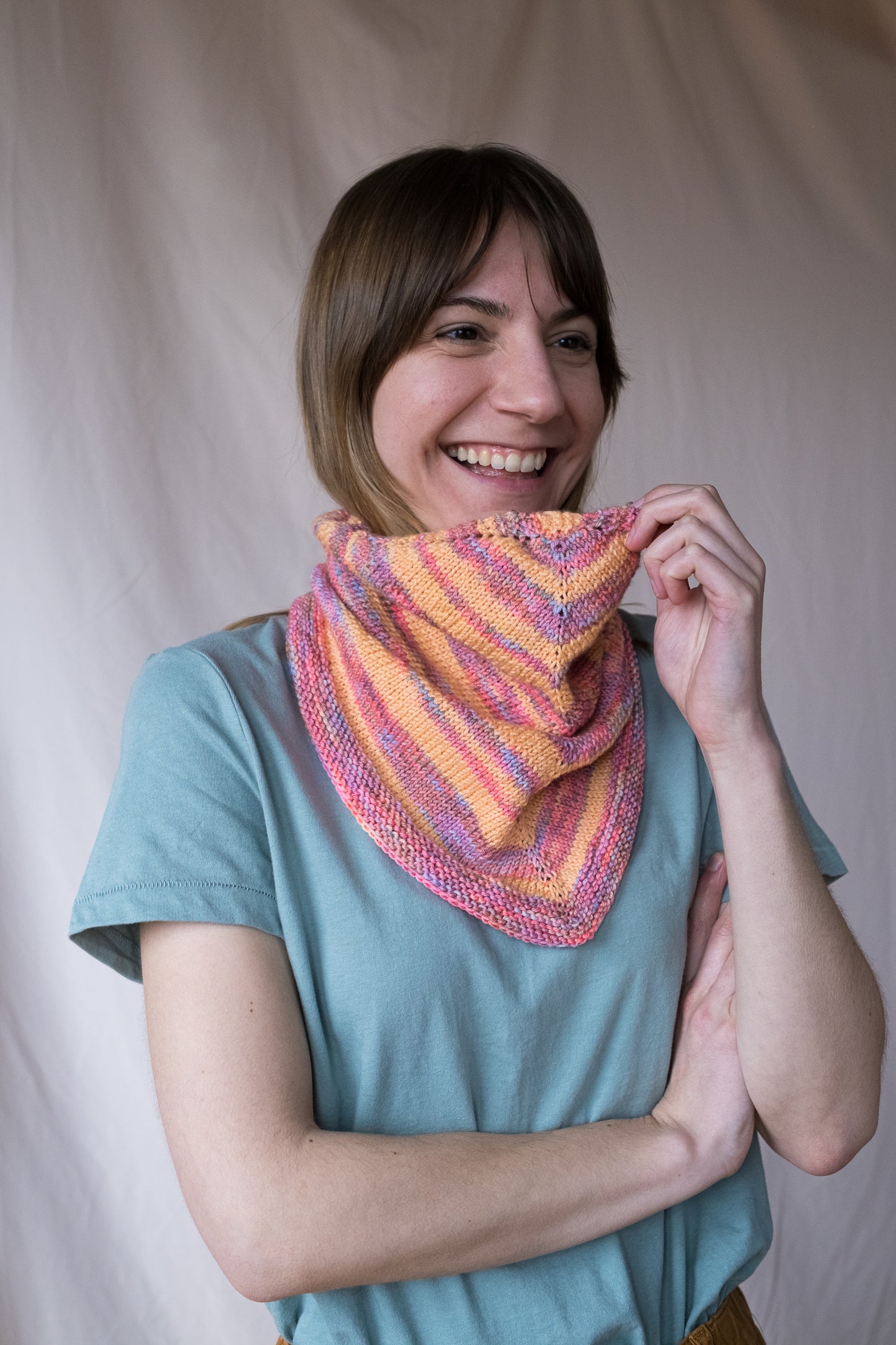 Candy Stripe Bandana Cowl - LYS Day 2022 (F181)