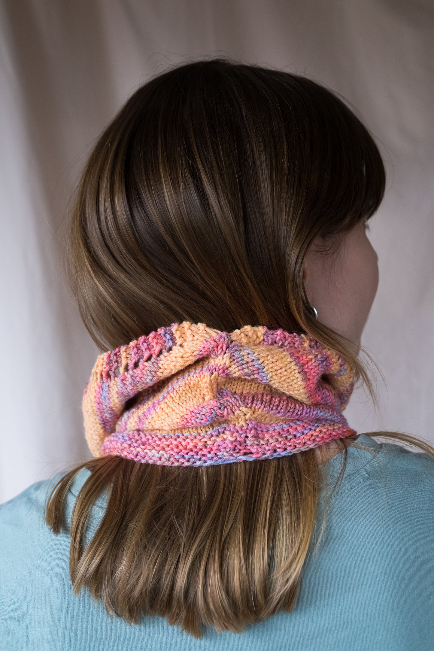 Candy Stripe Bandana Cowl - LYS Day 2022 (F181)