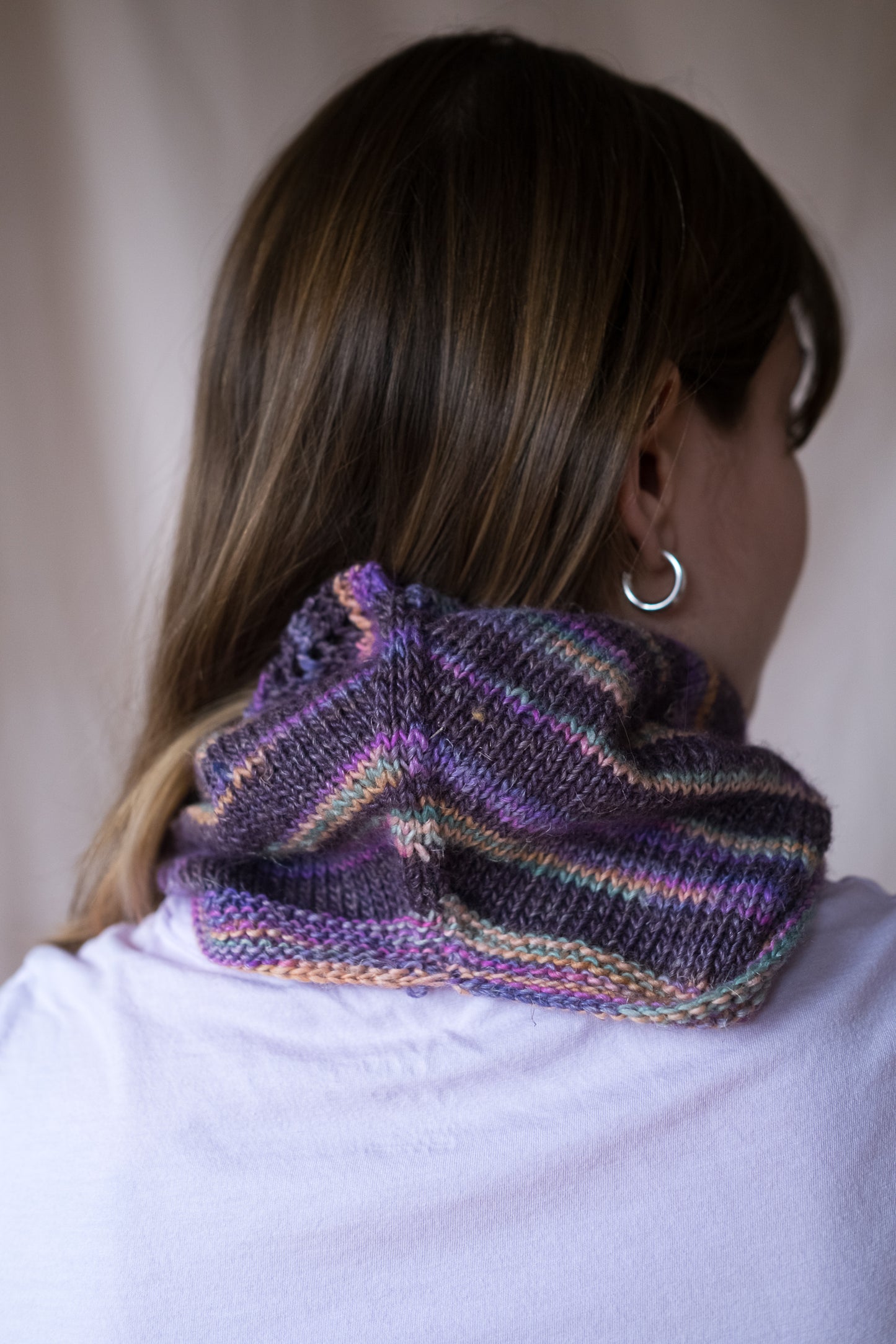 Candy Stripe Bandana Cowl - LYS Day 2022 (F181)
