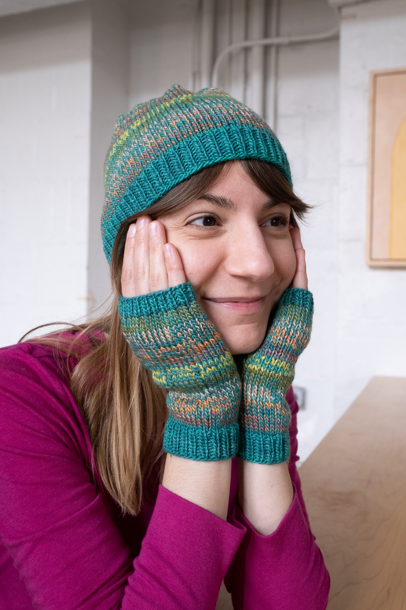 Bernadette Hat and Mitts (F184)