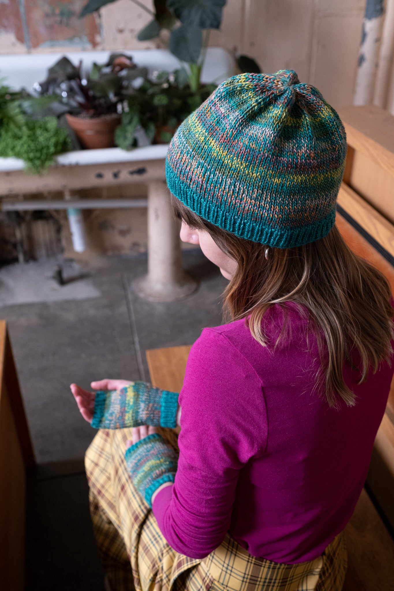 Bernadette Hat and Mitts (F184)