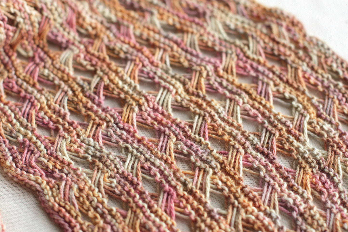 Signs of Spring Cowl (F22)