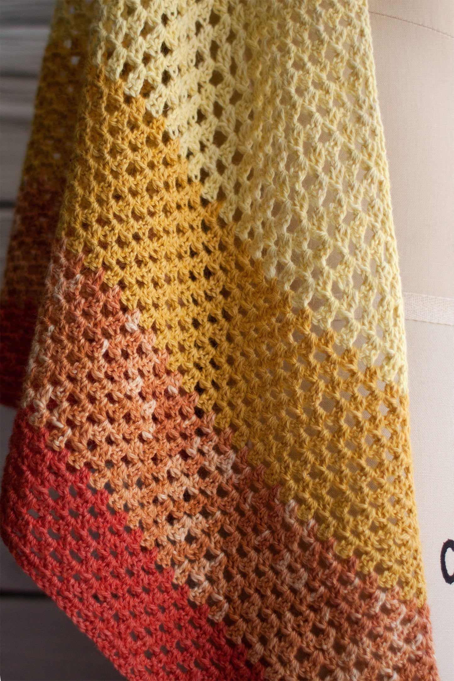Augusta Shawl (F38)