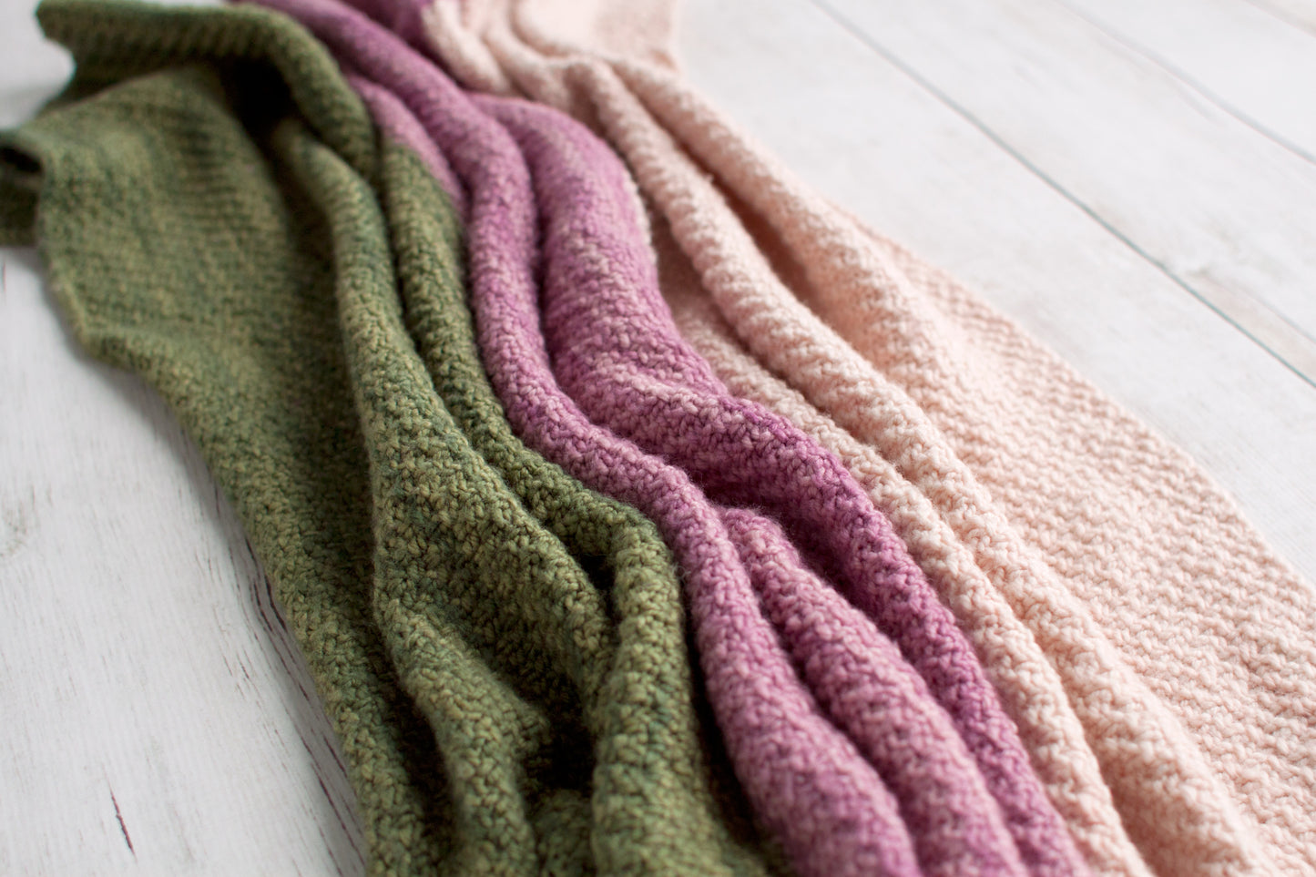 Simple Worsted Moss Stitch Baby Blanket (F50)