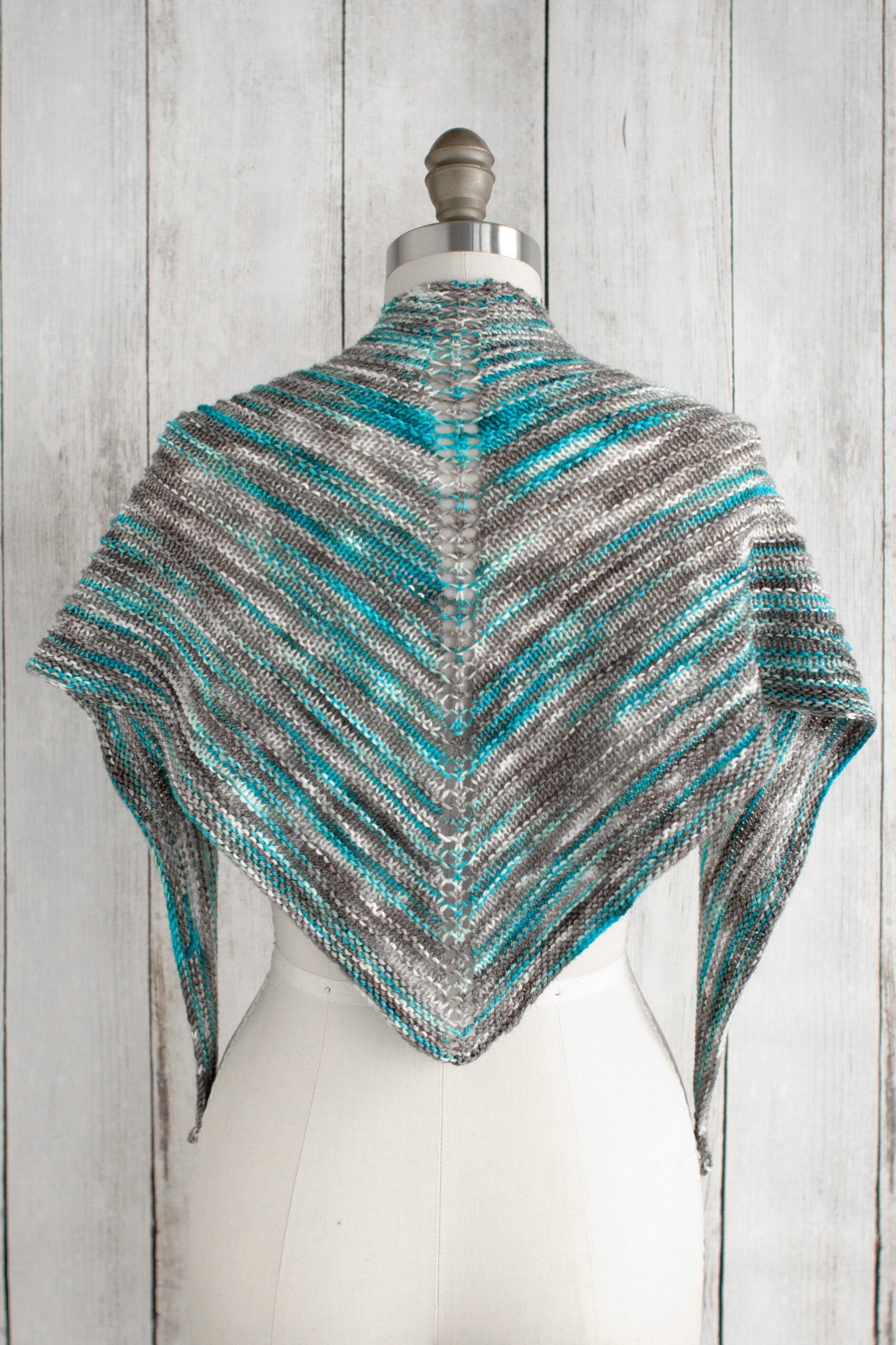 Alegria Shadow Shawl (F57)