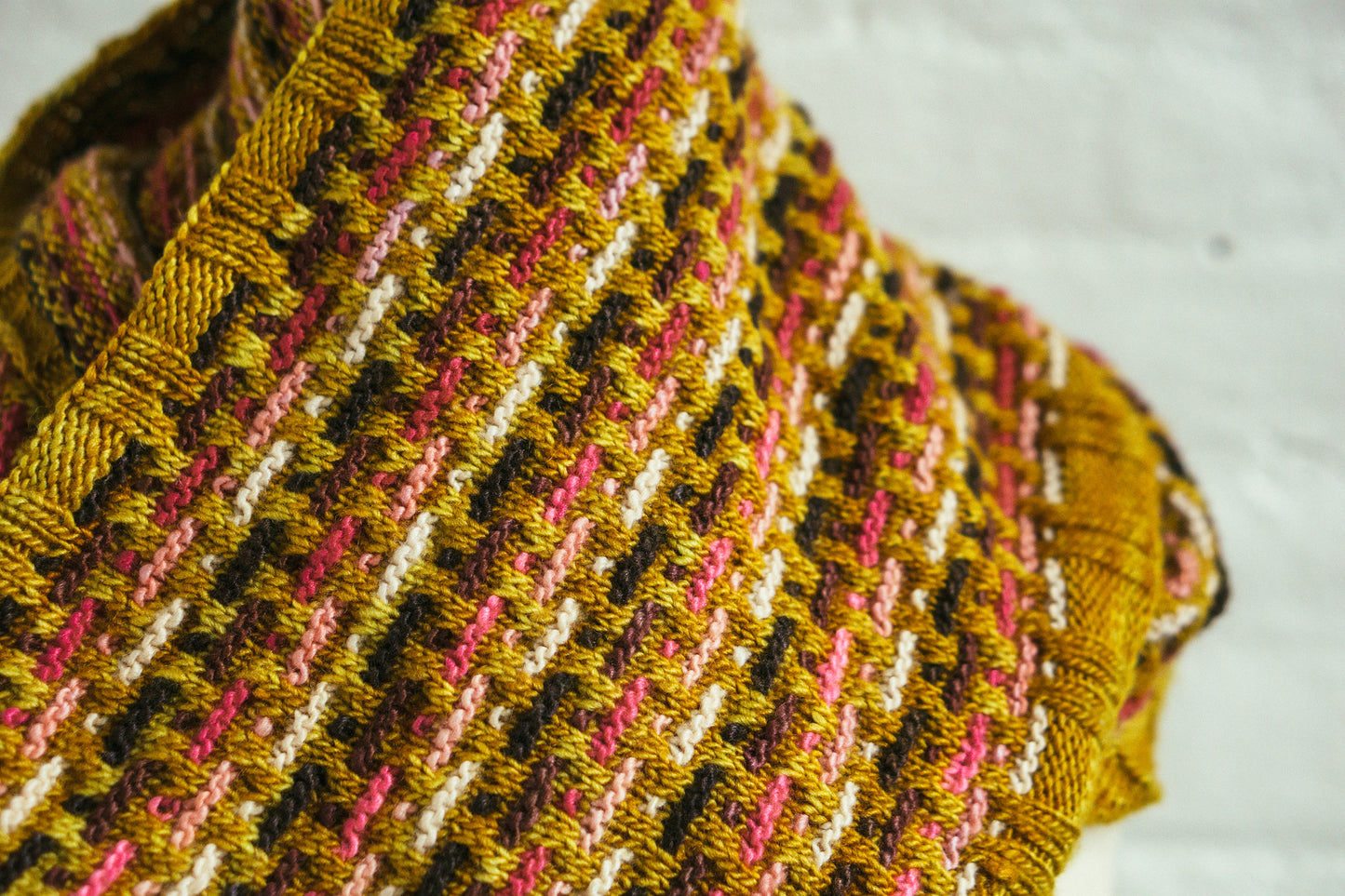 Trolley Tracks Infinity Scarf (F85)