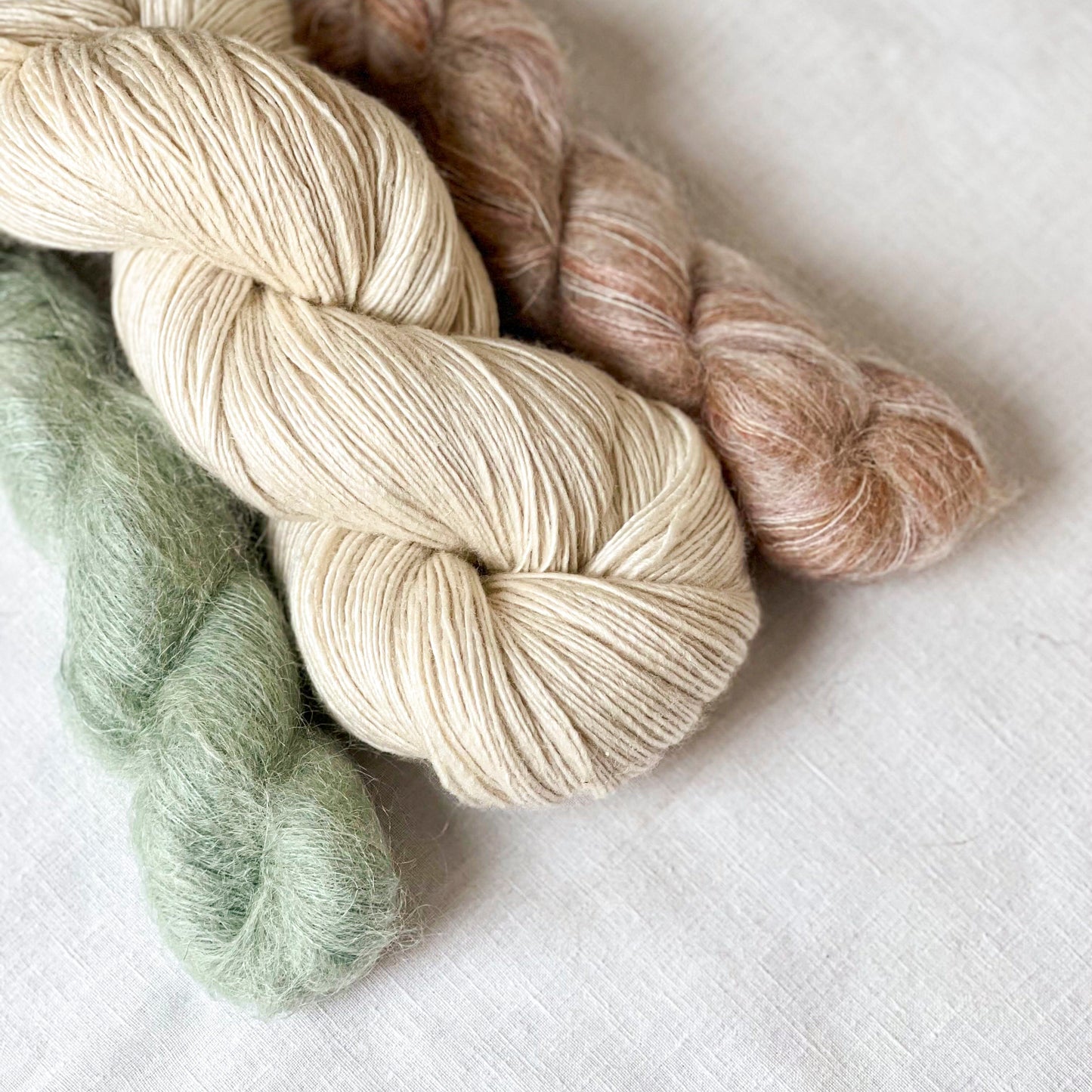 Meadowgrass Shawl (F168)