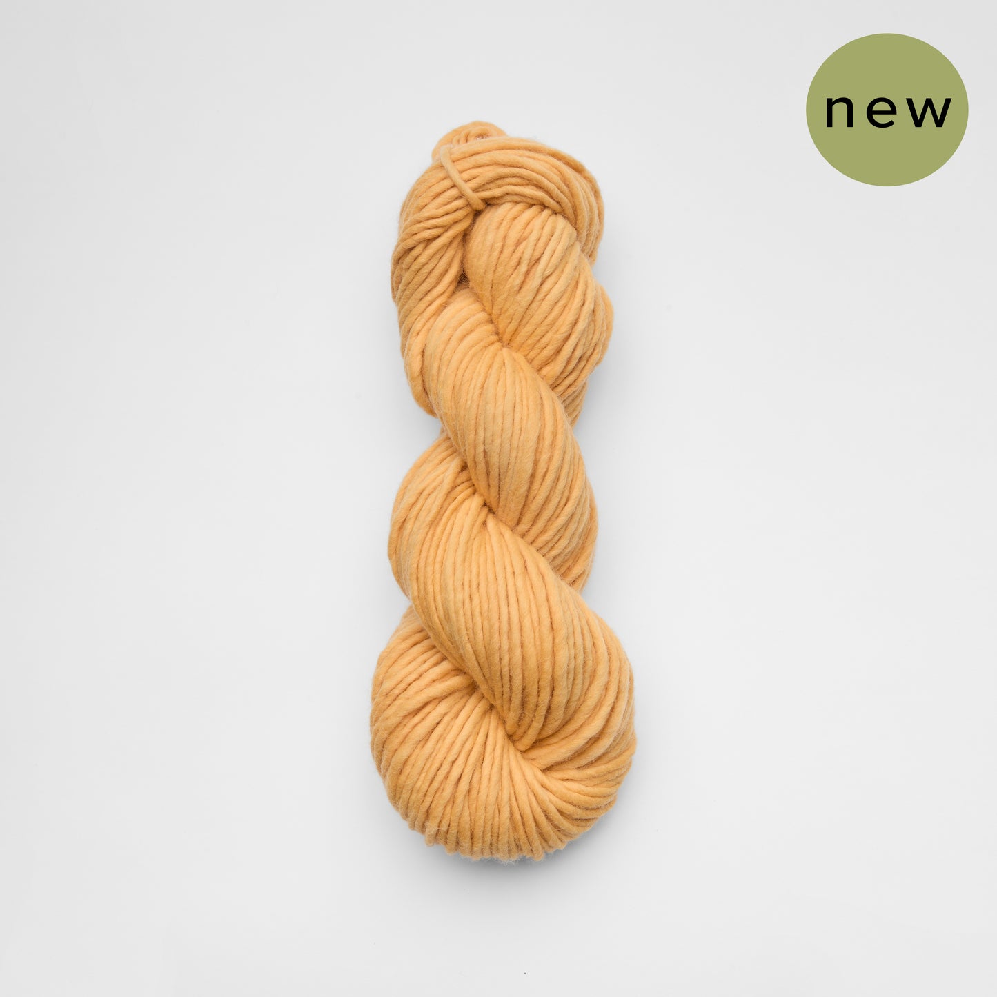 Kinua The Skinny Luxury Blend yarn in natural color, showcasing soft, high-quality knitting yarn with a smooth texture.