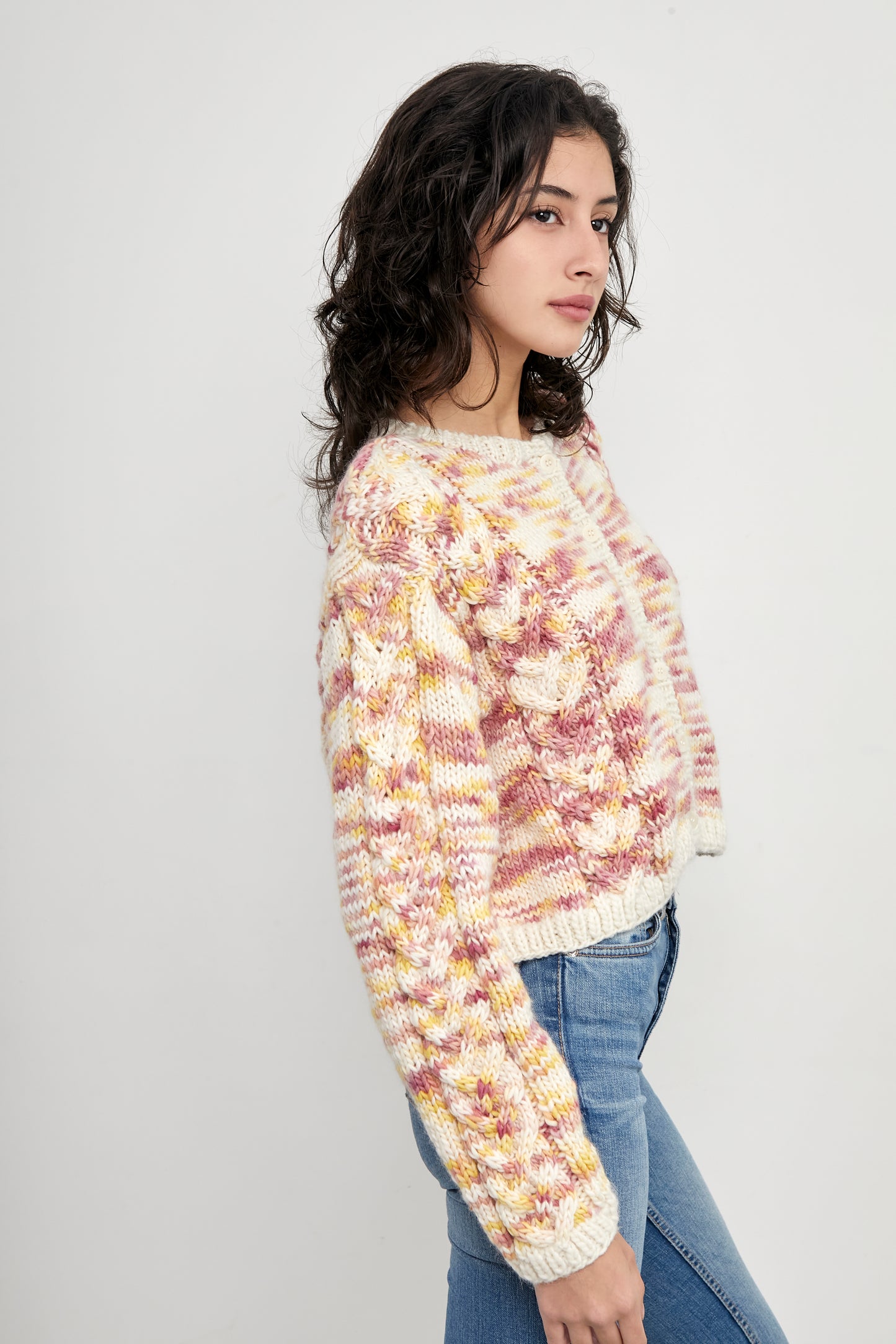 Kinua The Monet Cardigan in Venecia color featuring a stylish patterned knit design.