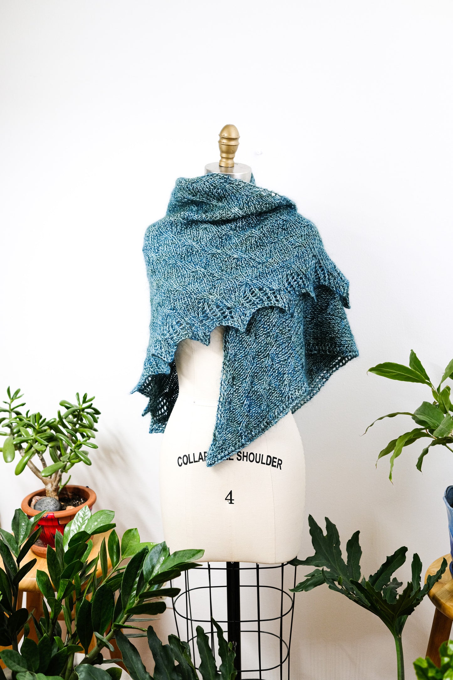 Elion Shawl (2021D)