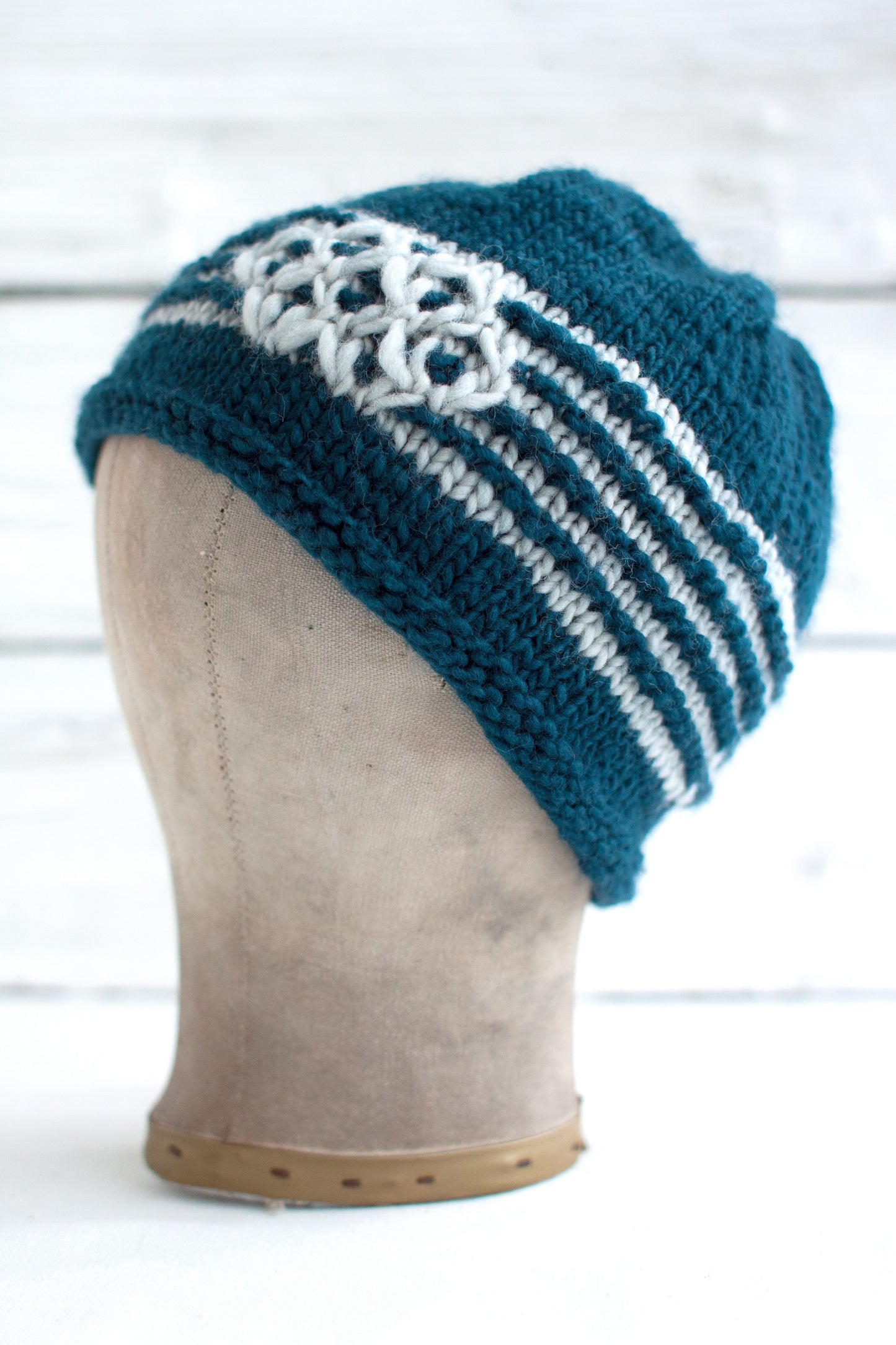 Taylor Pond Hat & Mittens (AC1-8)