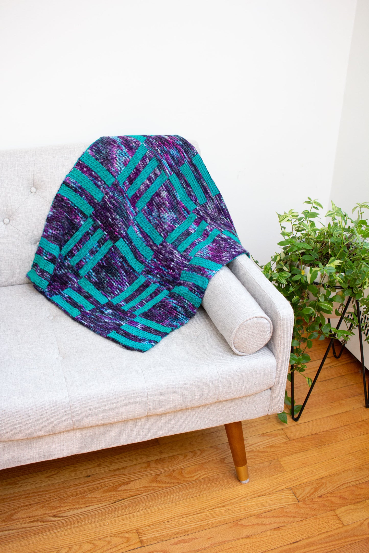 Stripes and Blocks Double-Knit Baby Blanket (F162)