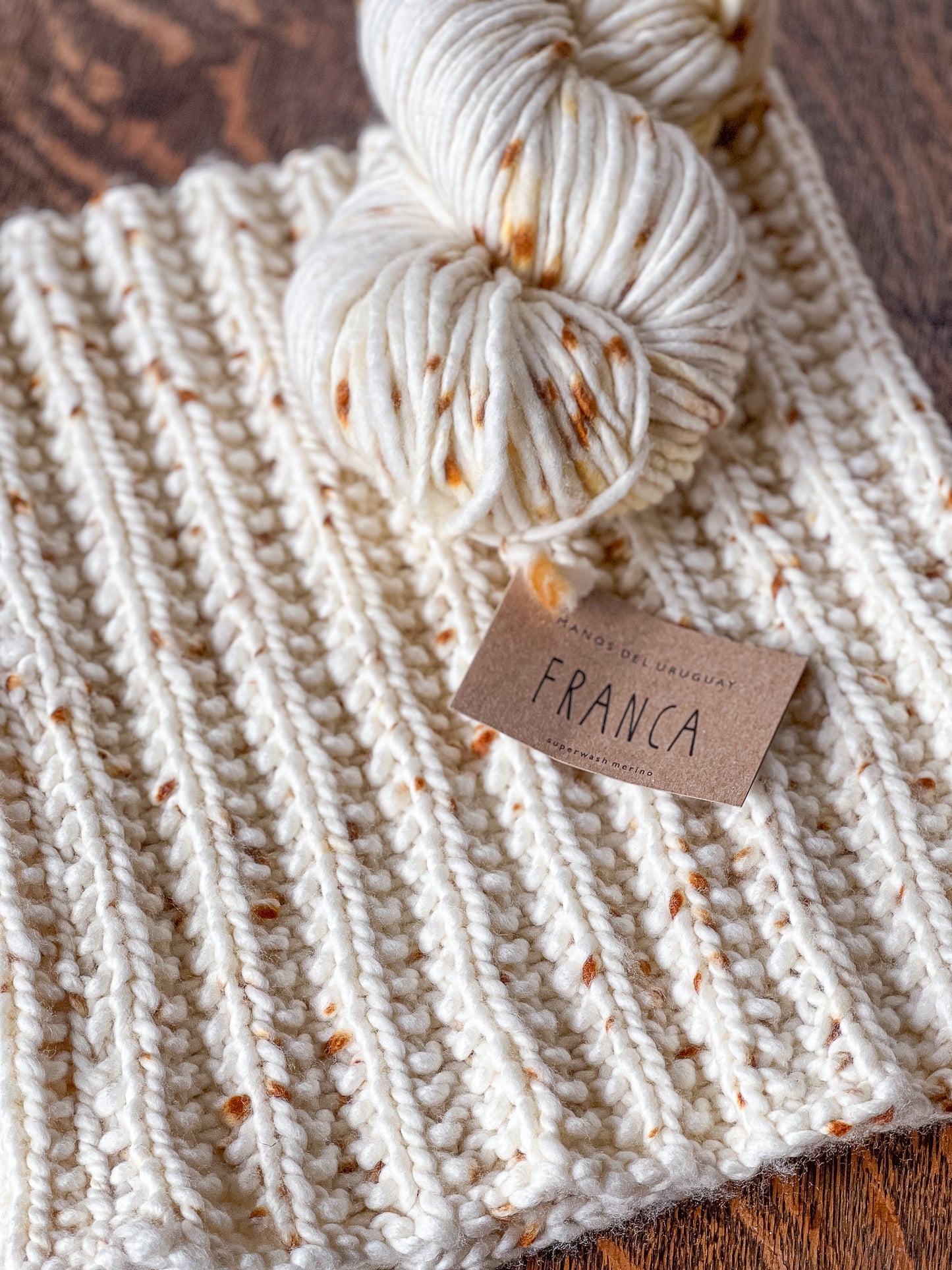 Seeded Rib Stitch Cowl (F176)