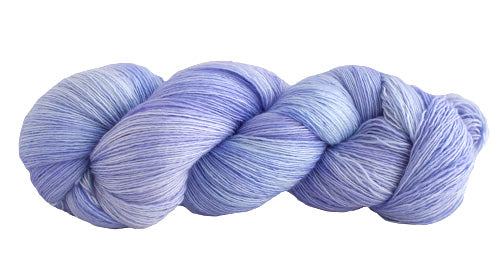 Manos del Uruguay Marina yarn in lavender color, soft and textured knitting yarn displayed in close-up.